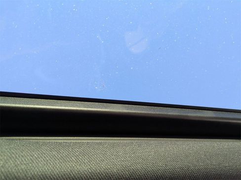 New 2026 Volkswagen Atlas Cross Sport SE image 28