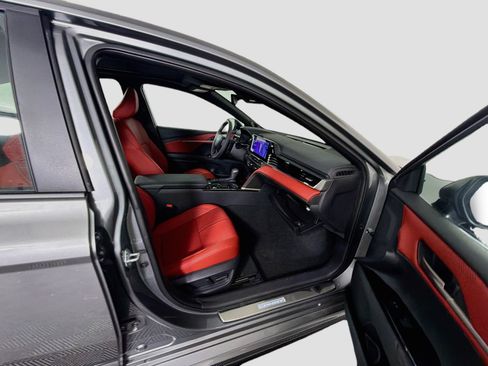 Used 2026 Toyota Camry XSE w/ Premium Package FWD image 31
