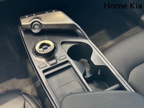 New 2025 Kia EV6 Wind image 16