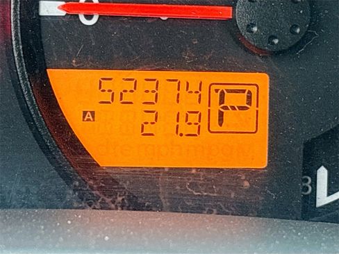 Used 2019 Nissan Frontier SV image 12