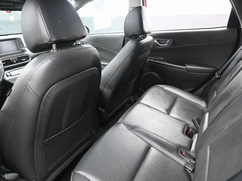 Used 2021 Hyundai Kona Limited w/ Cargo Package image 31