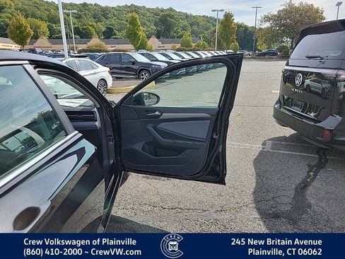 New 2026 Volkswagen Jetta SE image 28