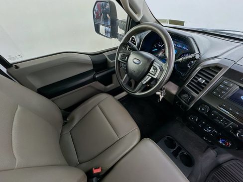 Used 2020 Ford F550 4x4 Regular Cab Super Duty image 9