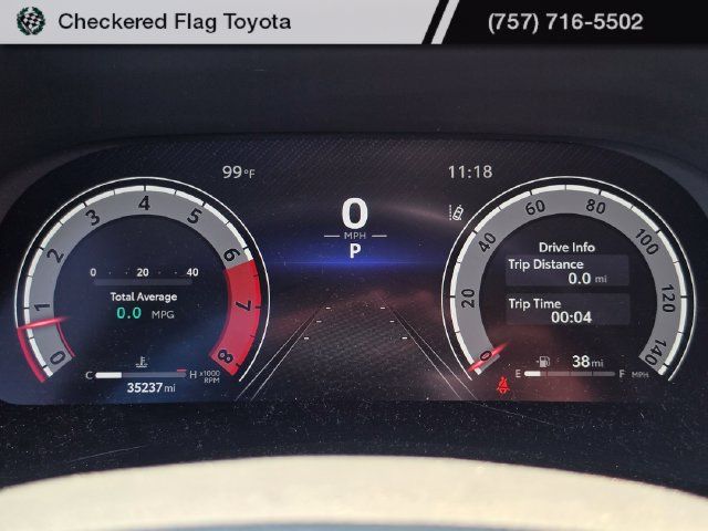 Used 2024 Toyota Highlander Platinum AWD/4WD image 12