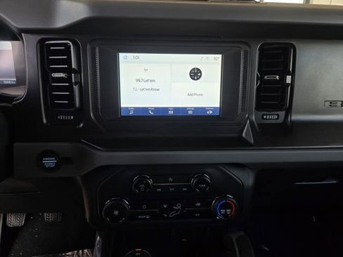 Used 2023 Ford Bronco Big Bend image 3