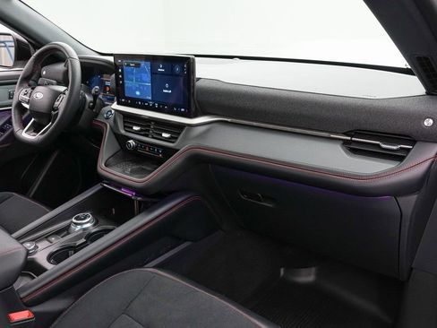 Certified 2025 Ford Explorer ST image 27