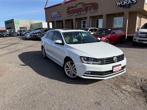 Used 2017 Volkswagen Jetta SEL image 1