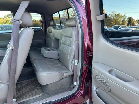 Used 2002 Toyota Tundra Limited image 11