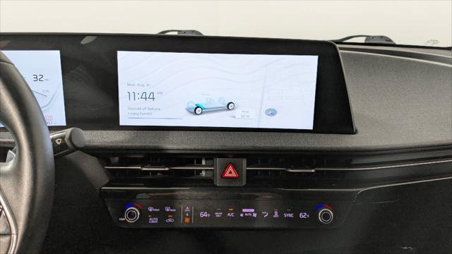 Used 2023 Kia EV6 Wind RWD image 22