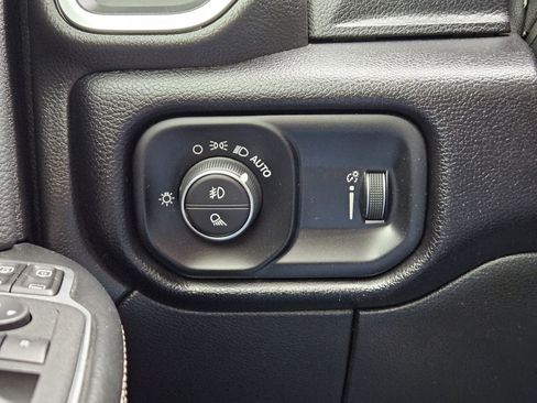 Used 2024 RAM 2500 Big Horn image 26