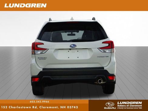 Used 2020 Subaru Forester Limited image 4