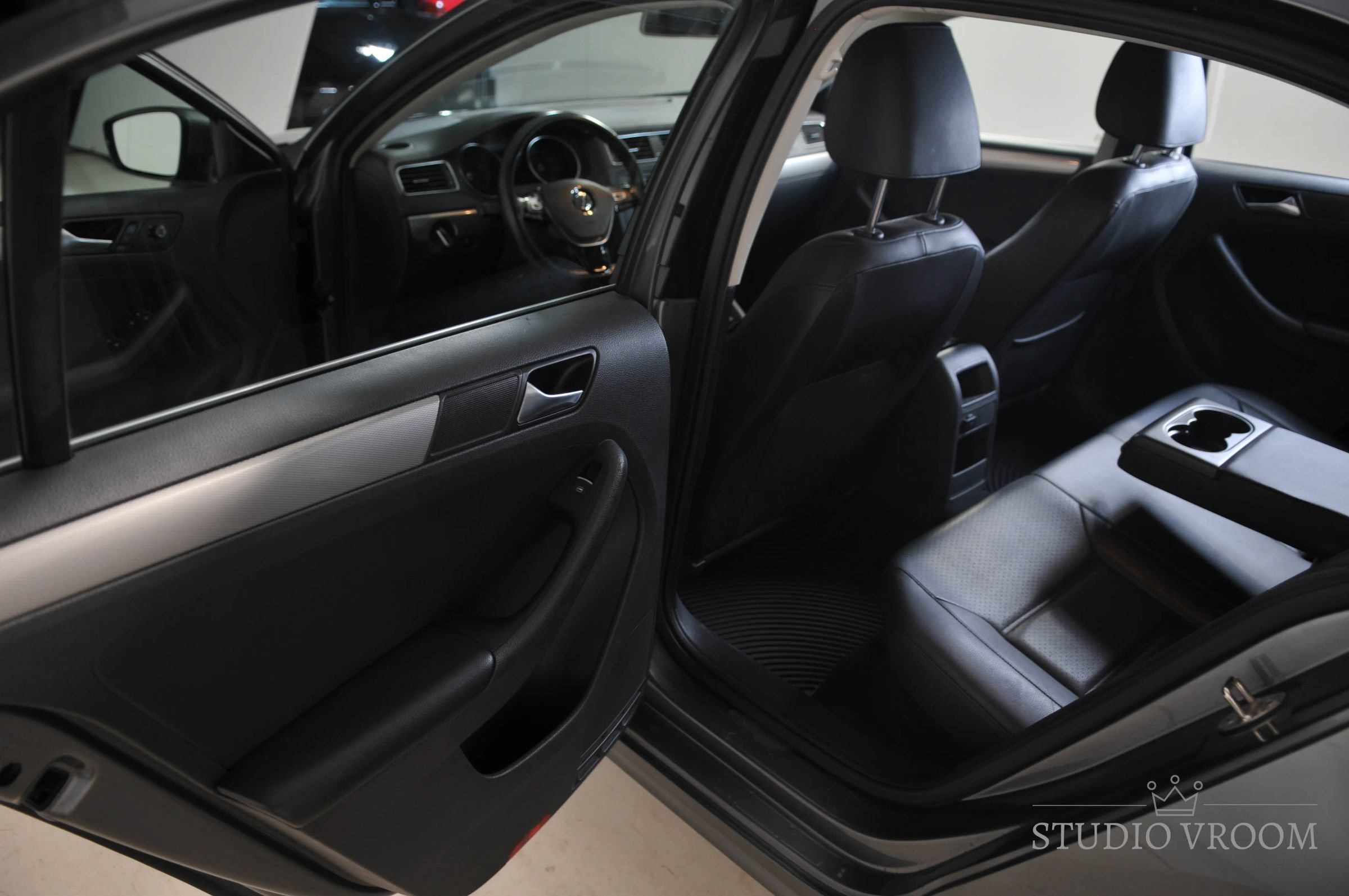 Used 2015 Volkswagen Jetta SE FWD image 9