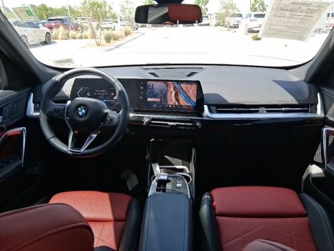 Used 2025 BMW X1 xDrive28i w/ Convenience Package AWD/4WD image 10