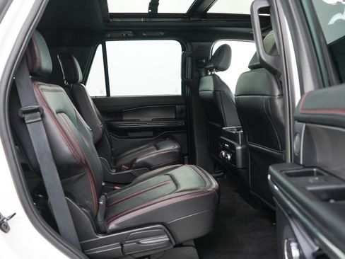 Used 2021 Ford Expedition Limited AWD/4WD image 12