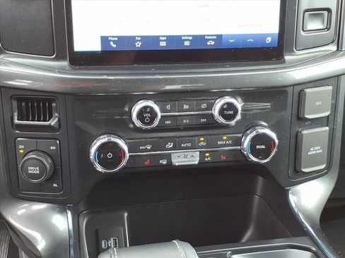 Certified 2022 Ford F150 XLT w/ Equipment Group 302A High image 22