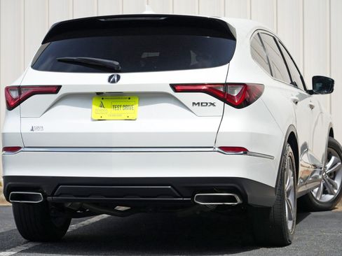 Used 2022 Acura MDX FWD image 4