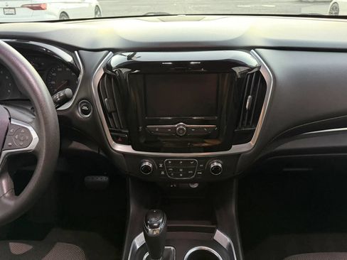 Used 2020 Chevrolet Traverse LS FWD image 27