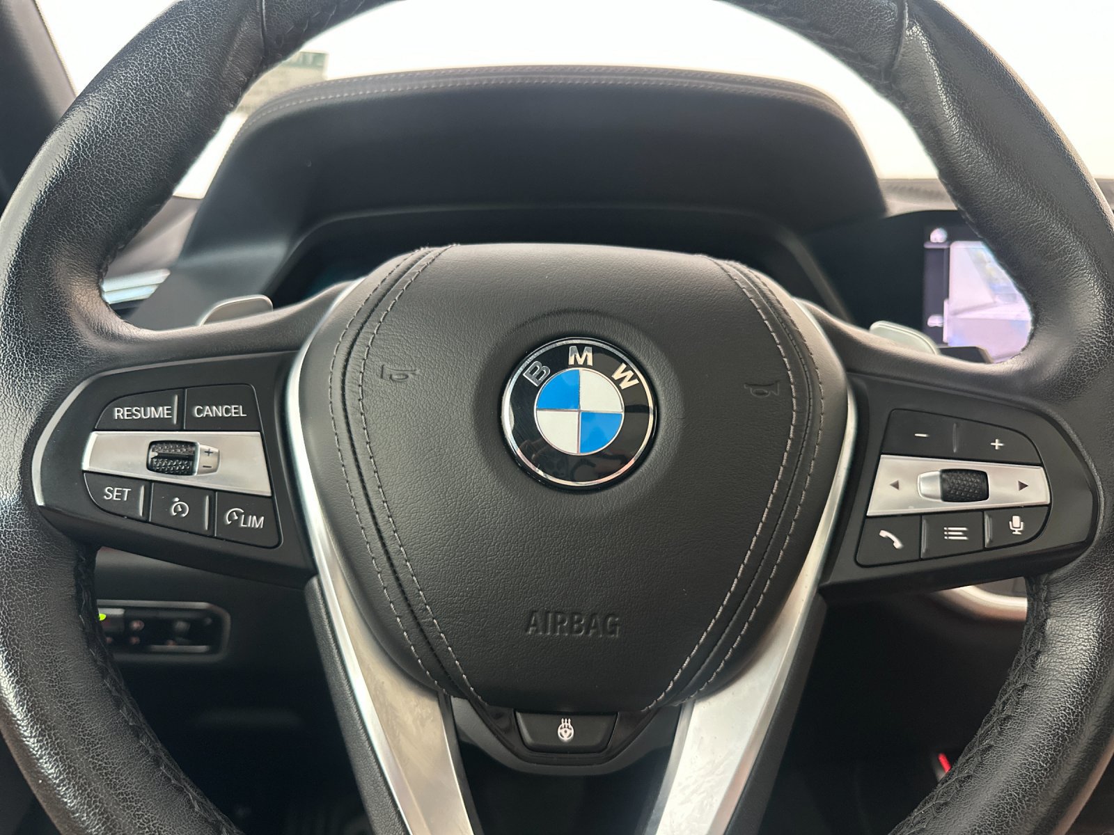 Used 2021 BMW X5 xDrive45e w/ Premium Package AWD/4WD image 23