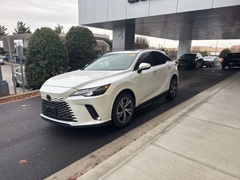 Used 2025 Lexus RX 350 Premium image 9