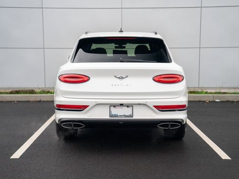 Used 2022 Bentley Bentayga image 7