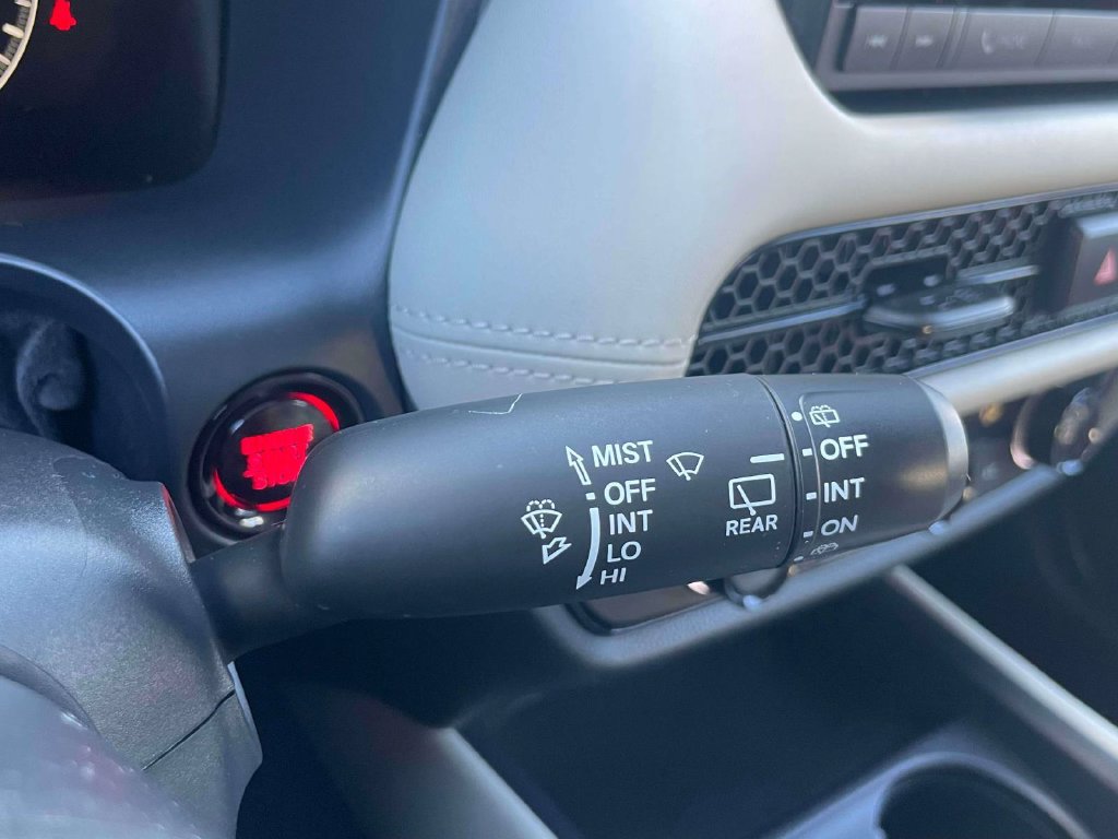 Certified 2024 Honda HR-V LX image 23