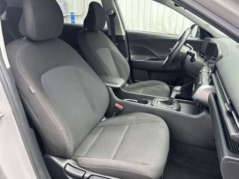 Used 2024 Hyundai Kona SEL AWD/4WD image 26