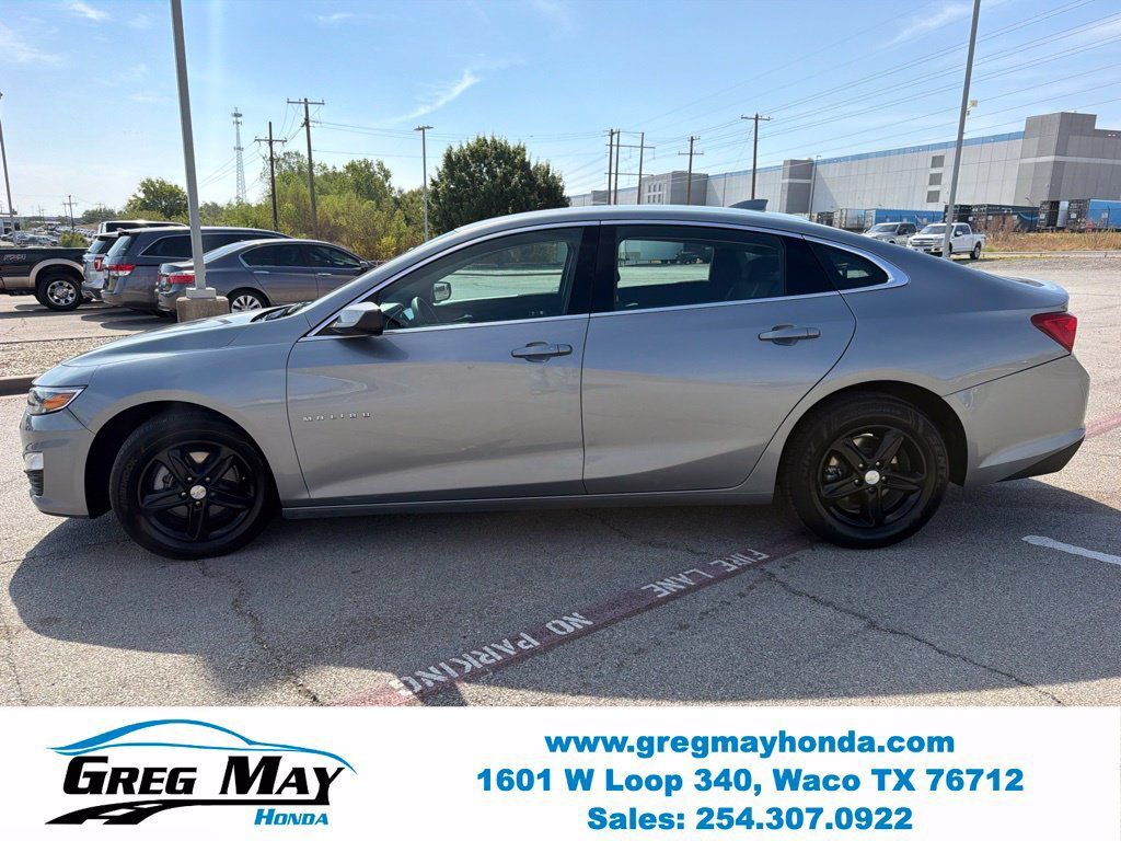 Used 2024 Chevrolet Malibu LT FWD image 7