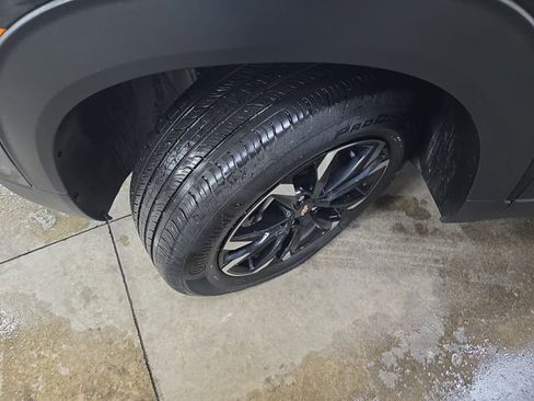 Used 2023 Chevrolet TrailBlazer LT image 30