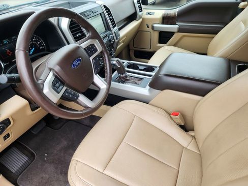 Used 2018 Ford F150 Lariat AWD/4WD image 7