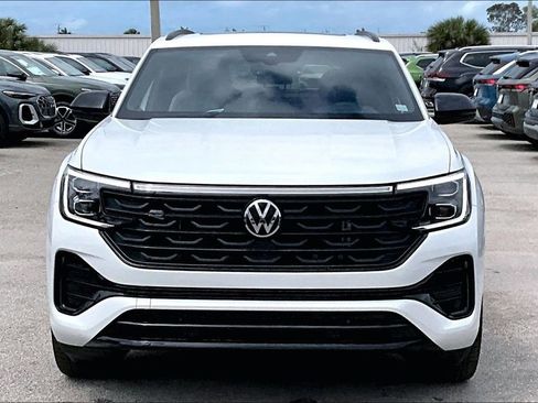 New 2026 Volkswagen Atlas Cross Sport SEL R-Line AWD/4WD image 10