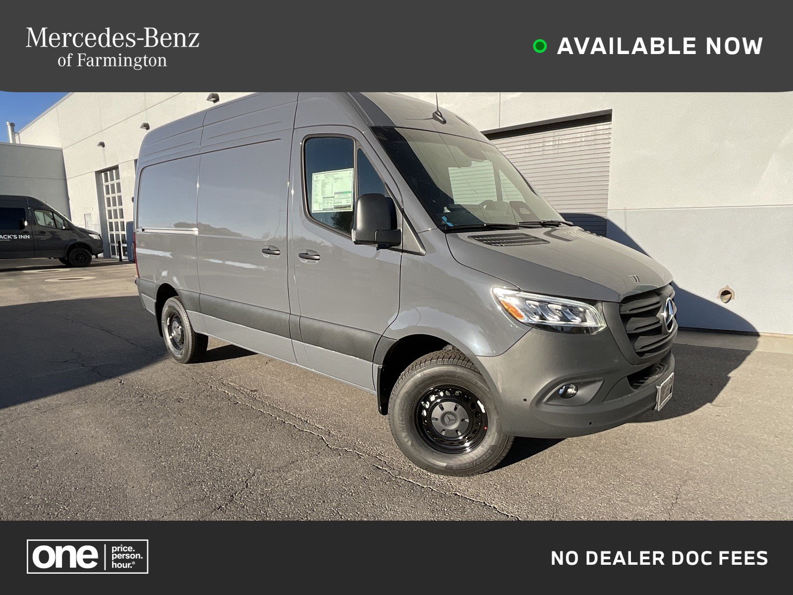 Used 2025 Mercedes-Benz Sprinter 2500 image 1