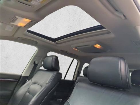 Used 2014 Toyota Land Cruiser AWD/4WD image 25