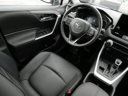 Certified 2025 Toyota RAV4 XLE Premium image 9