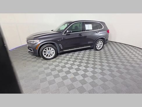 Used 2022 BMW X5 xDrive45e w/ Premium Package image 49
