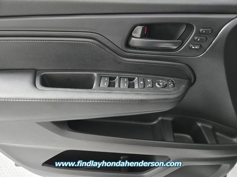 Certified 2026 Honda Odyssey EX-L image 25