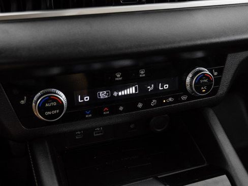 Used 2022 Mitsubishi Outlander SEL image 26