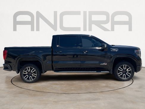 Used 2024 GMC Sierra 1500 AT4 w/ Technology Package AWD/4WD image 11
