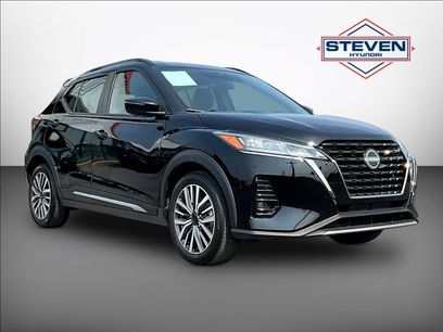 Used 2024 Nissan Kicks SR