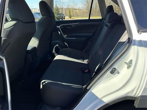 Used 2024 Toyota RAV4 LE image 9