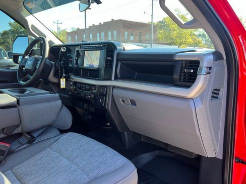 Used 2023 Ford F250 XL w/ STX Appearance Package image 21