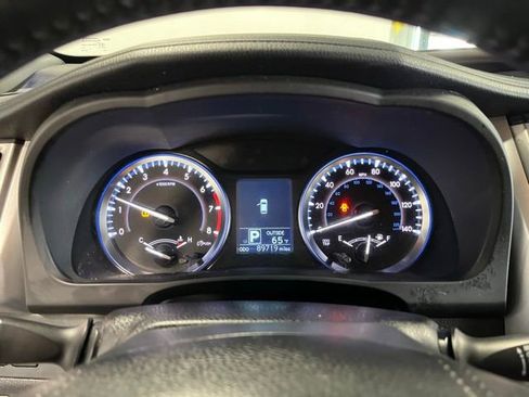 Used 2015 Toyota Highlander Plus AWD/4WD image 26