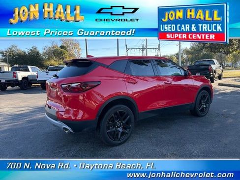 Certified 2022 Chevrolet Blazer LT w/ LPO, Black Accent Package image 12