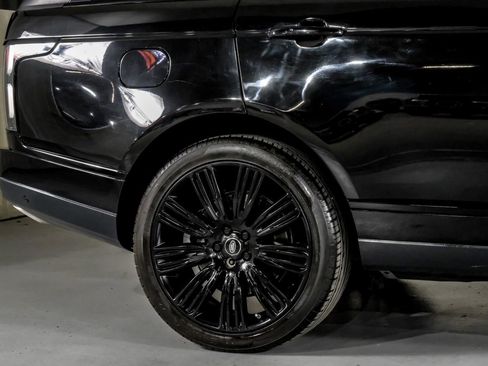 Used 2019 Land Rover Range Rover Supercharged image 6