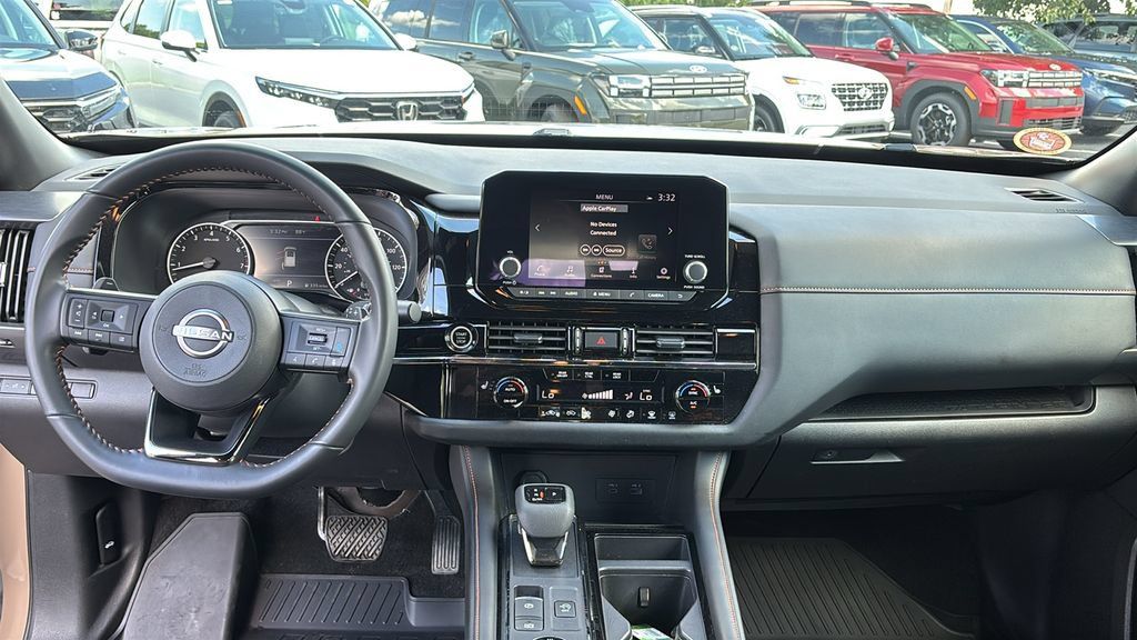 Used 2024 Nissan Pathfinder Rock Creek AWD/4WD image 12