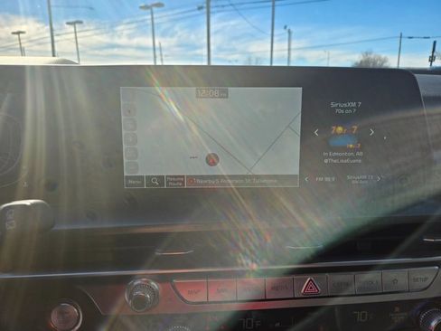 Used 2025 Kia Telluride S image 13