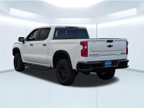 New 2026 Chevrolet Silverado 1500 ZR2 AWD/4WD image 4