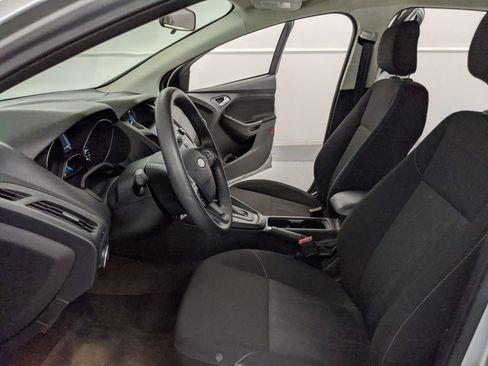 Used 2018 Ford Focus SE image 16