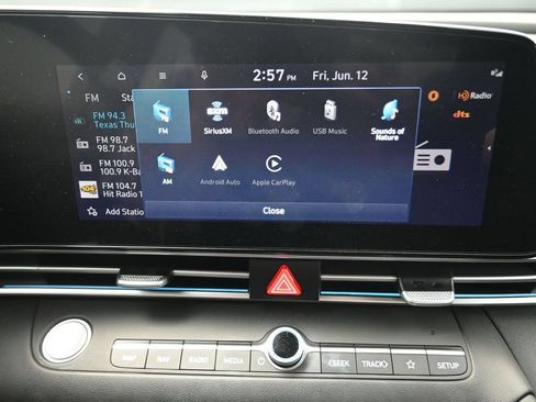 Used 2025 Hyundai Elantra SEL FWD image 7