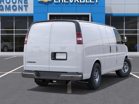 New 2026 Chevrolet Express 2500 w/ Driver Convenience Package RWD image 4