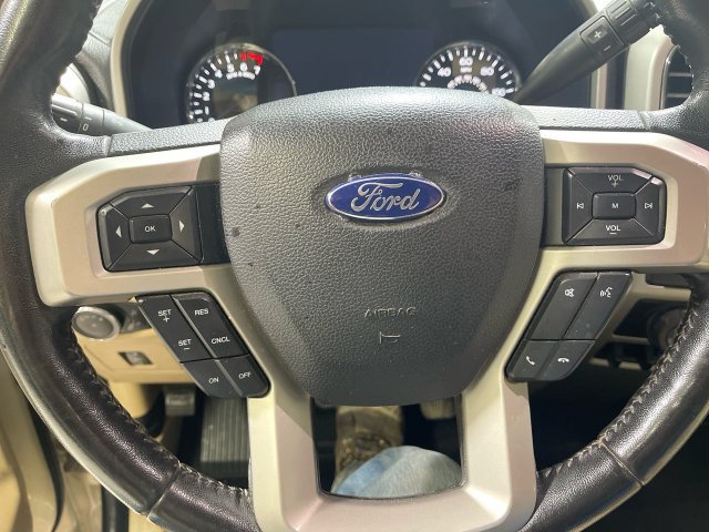 Used 2017 Ford F150 Lariat AWD/4WD image 10